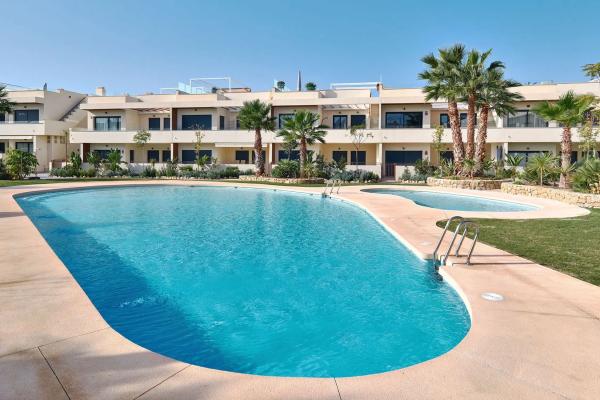 Apartment for sale in  Ramon Rubial, 3, Torrevieja photo 4