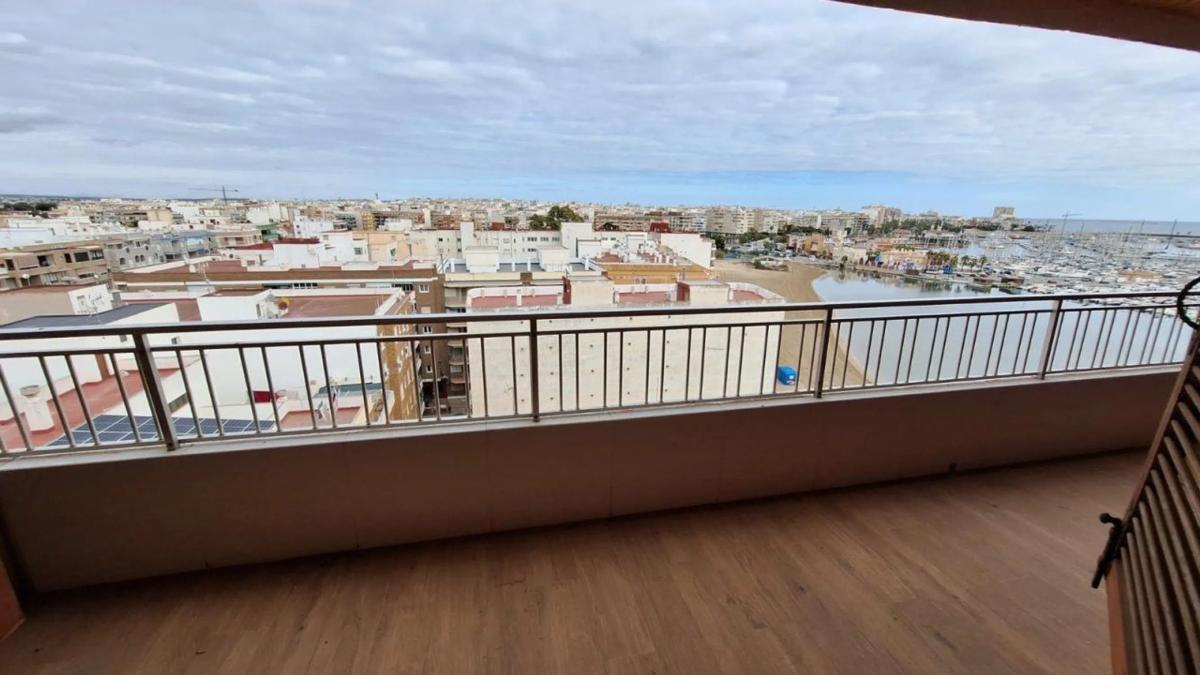 Sprzedaż mieszkania w Avenida Doctor Gregorio Marañón, Torrevieja
photo 5