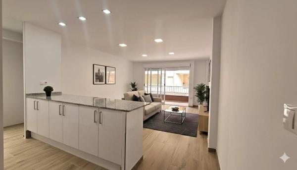 Apartment for sale in  Calle Mayor, Torrevieja photo 2