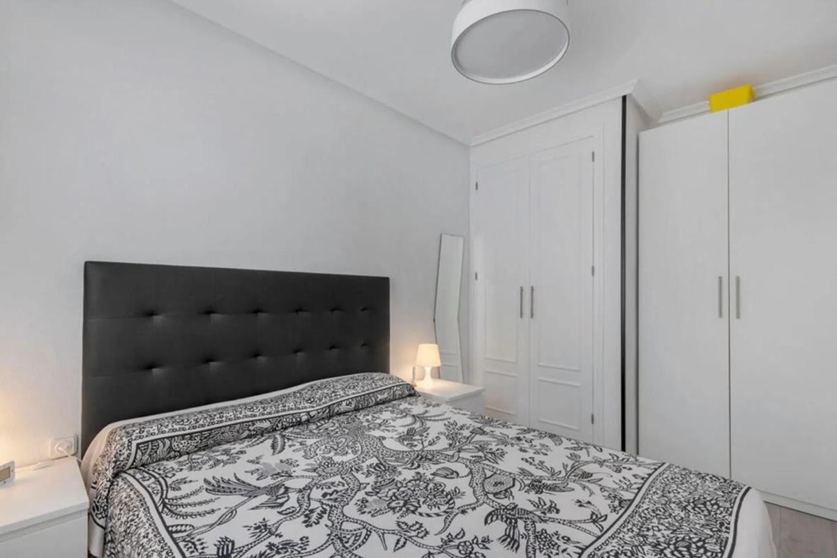 Venta de piso en Avenida Bélgica, Torrevieja
photo 5
