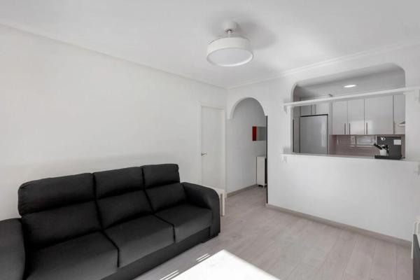 Piso en venta en Avenida Bélgica, 12 -16, Torrevieja
 photo 4