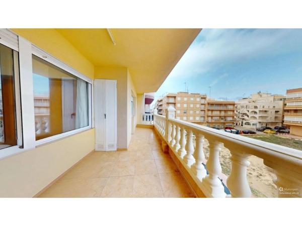 Apartment for sale in  Calle San Roque, 1, Torrevieja photo 2
