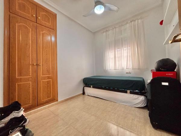 Mieszkanie na sprzedaż w CL ANTONIO GIL-MATA, Torrevieja photo 1