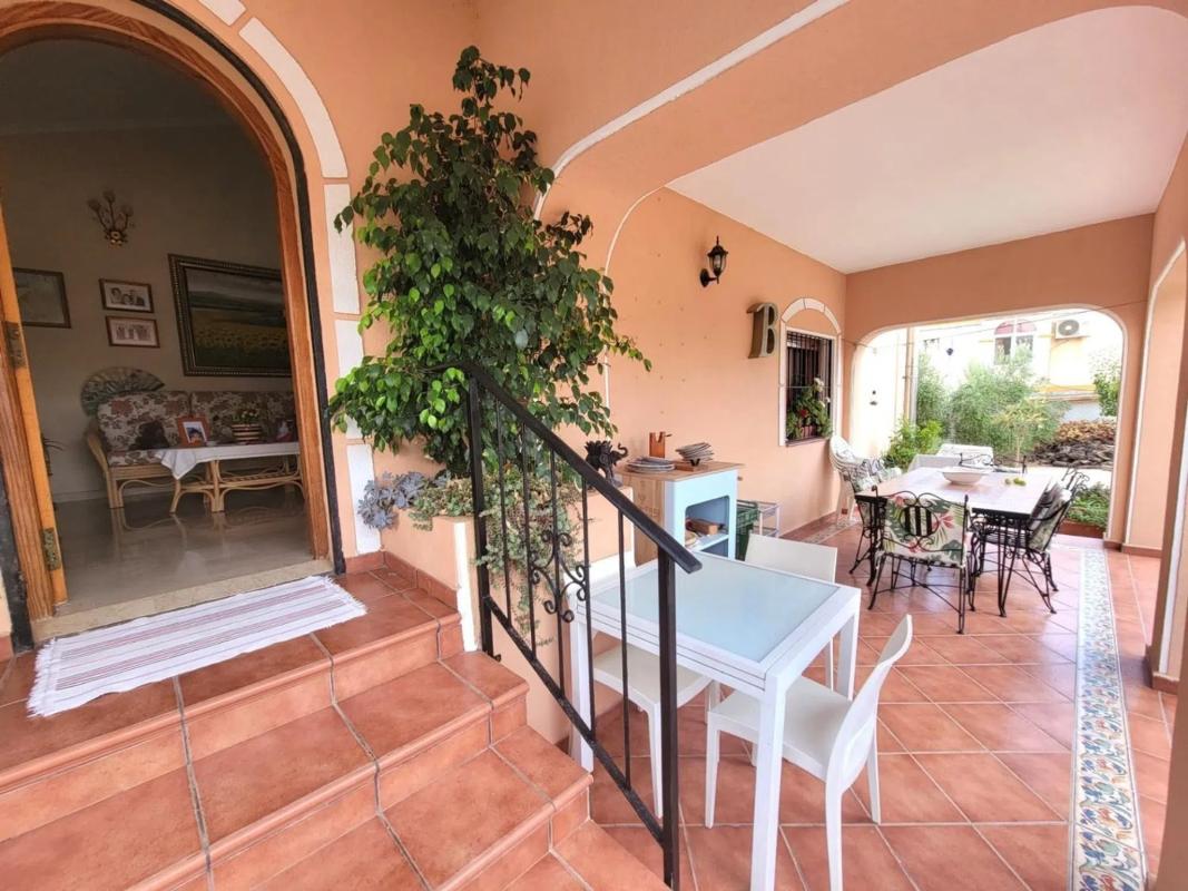 Venta de chalet independiente en Barrio Cabo Cervera, Torrevieja
photo 1