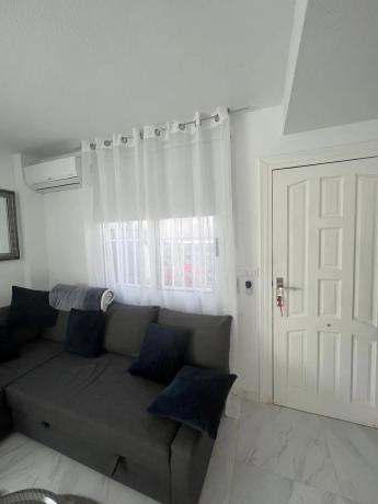 Terraced house for sale at  Avenida de Inglaterra, 48 , Torrevieja photo 3