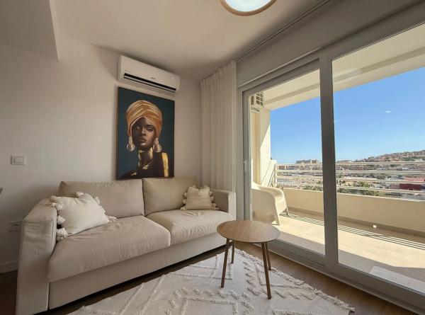 Venta de piso en Barrio Los Europeos, Torrevieja
photo 1