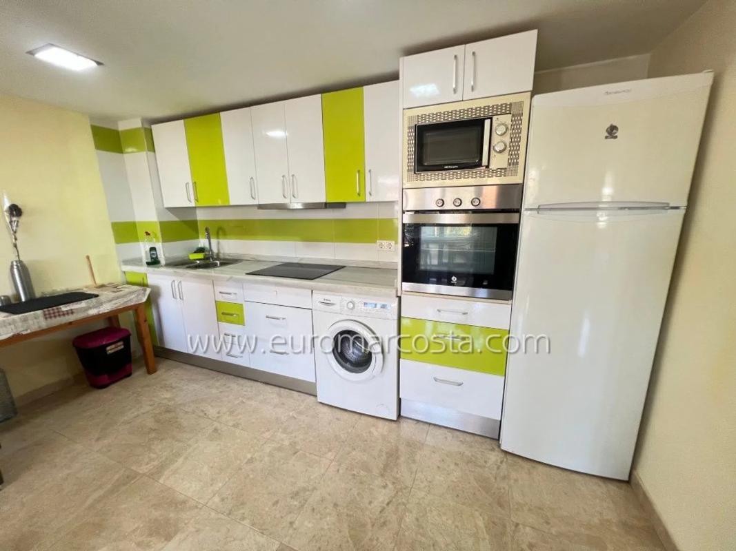 Продажа квартиры на Avenida de los españoles, 14, Торревьеха
photo 1