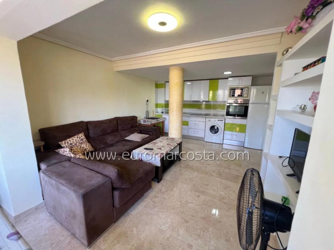 Продажа квартиры на Avenida de los españoles, 14, Торревьеха
photo 3