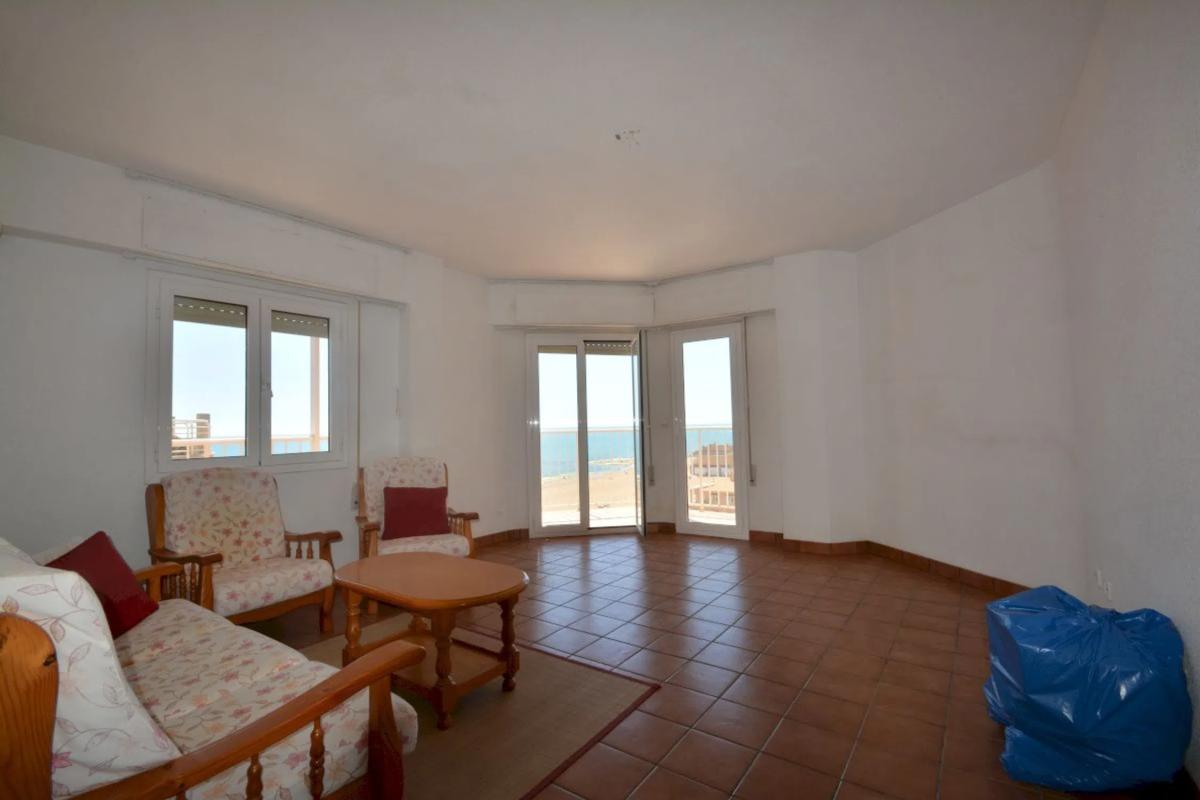 Venta de piso en Avenida del virgen, Torrevieja
 photo 2
