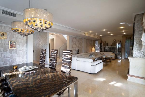 Chalet wolnostojący na sprzedaż w  Barrio Cañada del Molino, Torrevieja photo 3