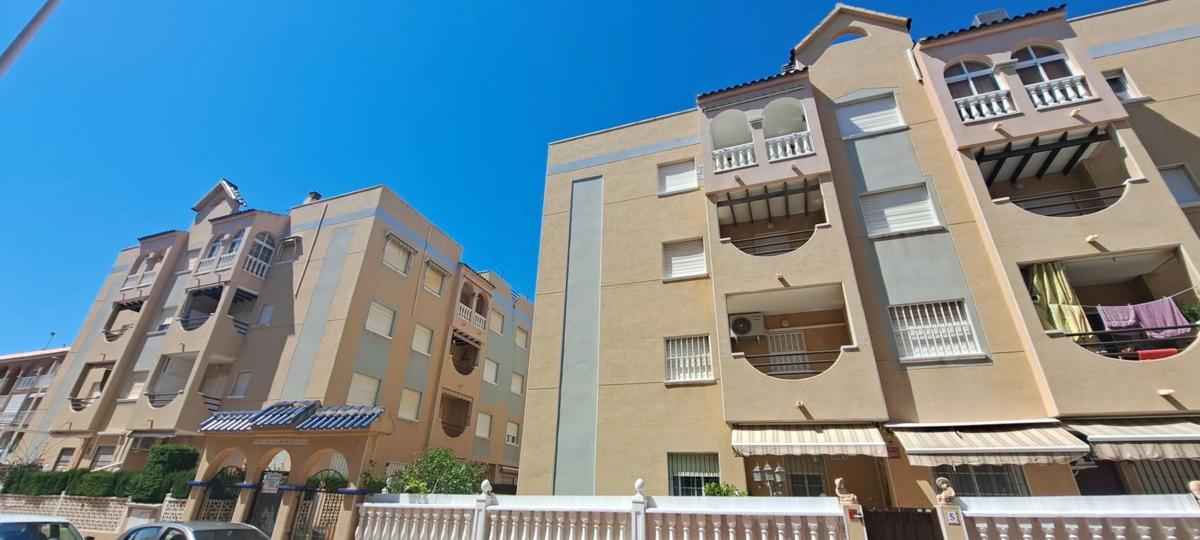 Продажа квартиры на Calle Adrian, 5, Торревьеха
photo 5