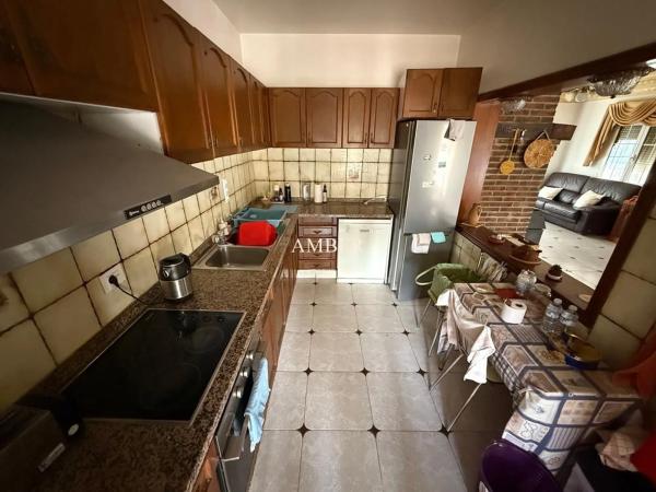 Chalet wolnostojący na sprzedaż w  Calle Fernando de Rojas, 27, Torrevieja photo 4
