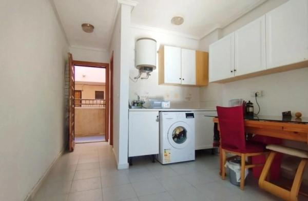 Estudio en venta en Barrio La Siesta - El Salado - Torreta, Torrevieja photo 1