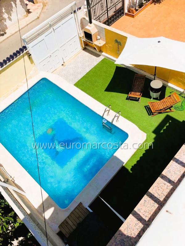 Properties for sale and rent in Spain photo 1