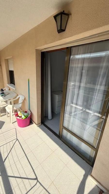 Venta de piso en Avenida Robleda, 12, Torrevieja
photo 1