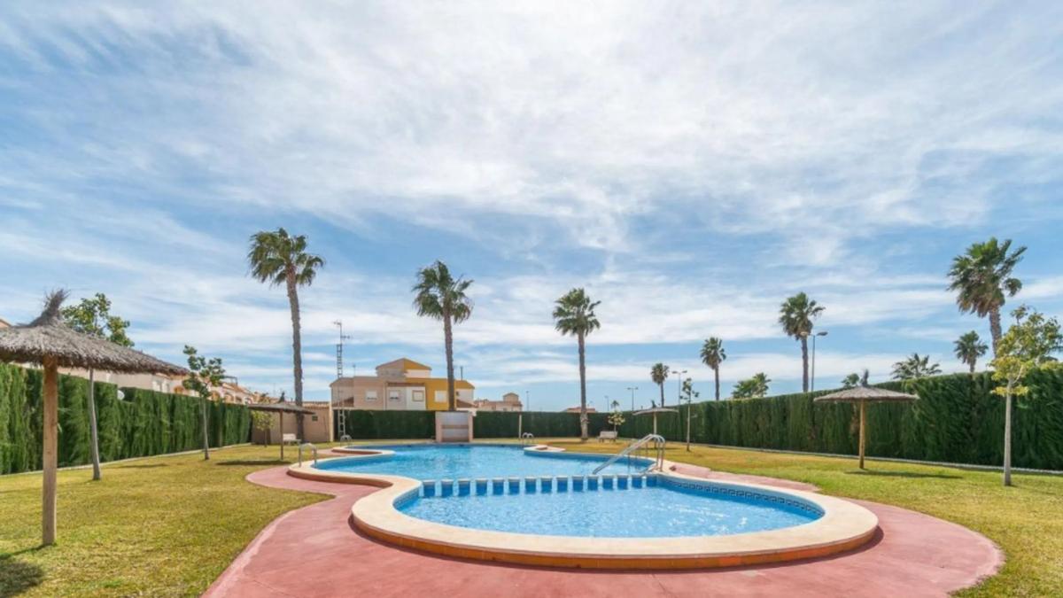 Venta de ático en  Calle Río Danubio, Torrevieja photo 3