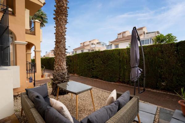 Квартира на продажу на  Calle las Abubillas, Торревьеха photo 4
