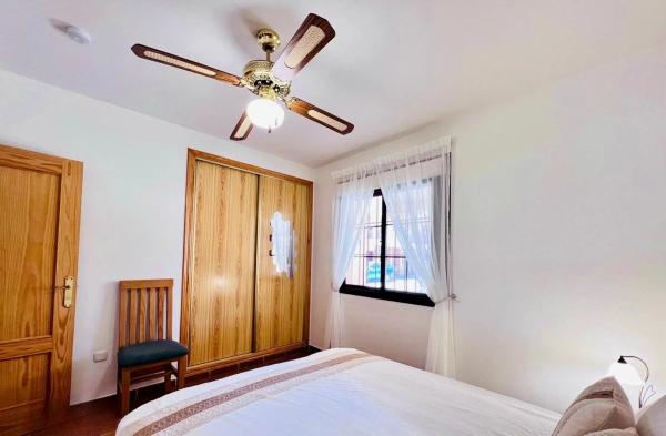 Duplex for sale on Calle otoño s/n, Torrevieja thumbnail 2