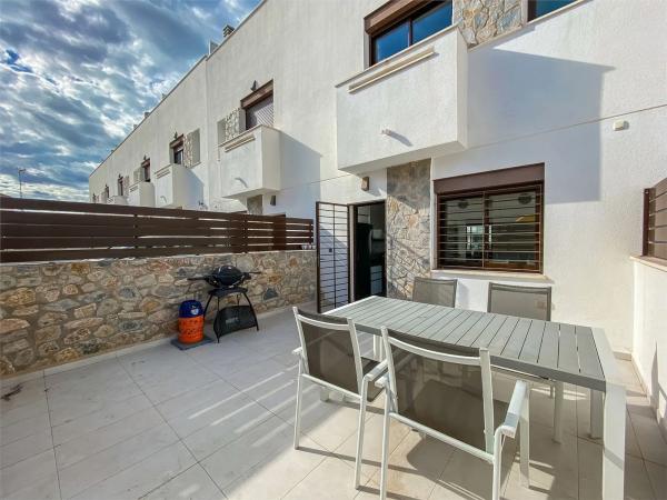 Четырехквартирный дом на продажу на  Avenida Ramón del Valle Inclán - Torreta , Торревьеха photo 4