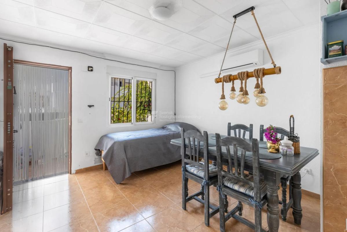 Venta de piso en Calle Rodrigo, 417, Torrevieja
 photo 2