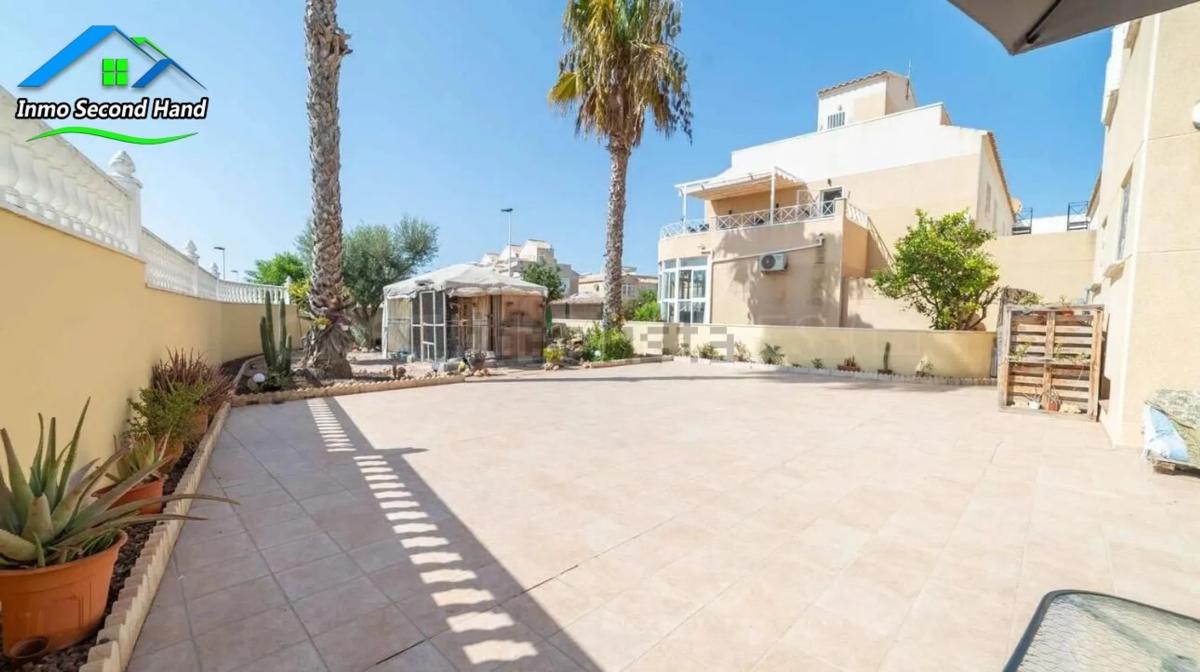 Venta de chalet independiente en Barrio La Siesta - El Salado - Torreta, Torrevieja
photo 4