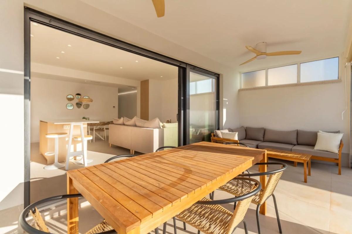 Venta de chalet adosado en Calle Strauss, 41 , Torrevieja photo 3