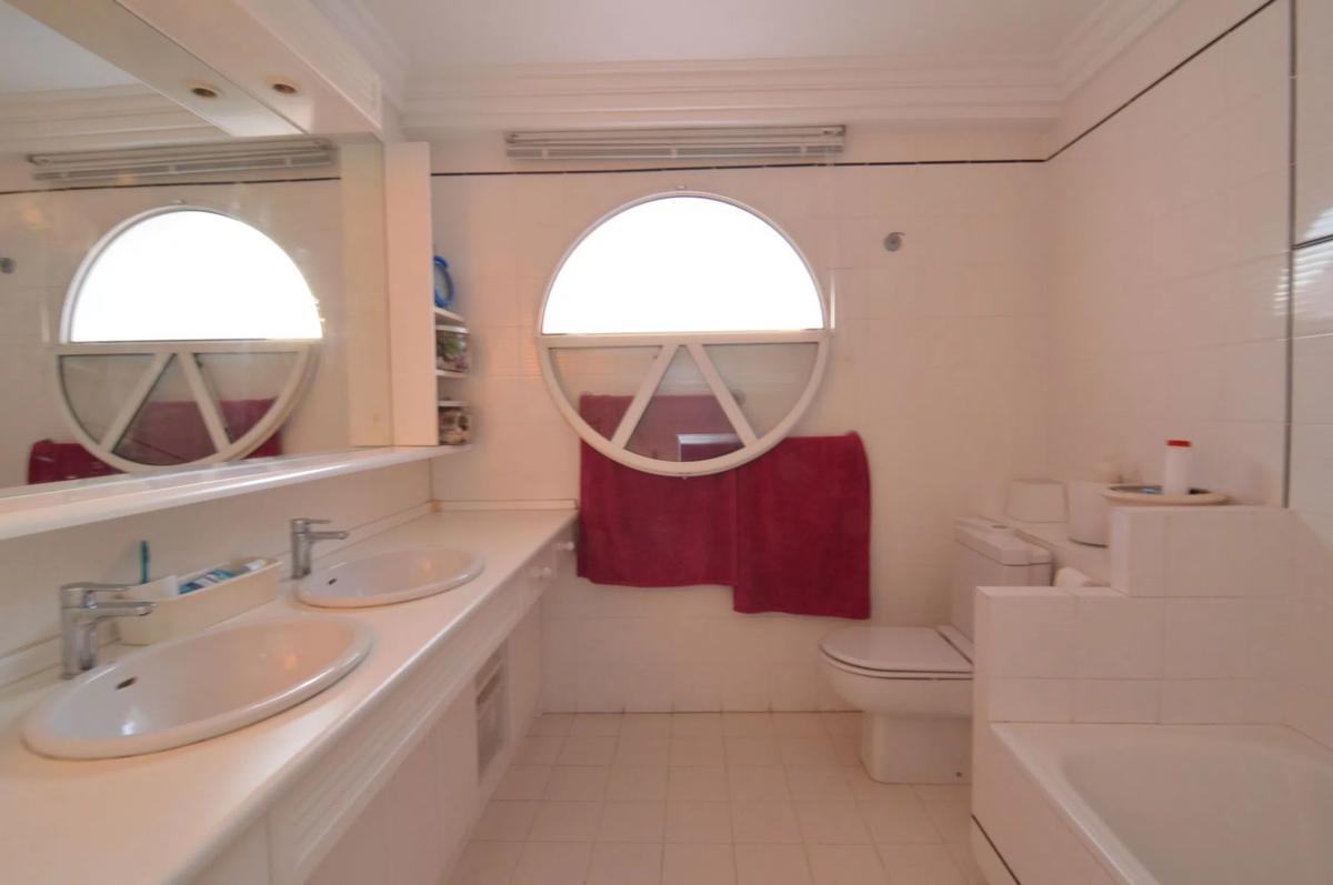 Venta de chalet independiente en Calle Jorge Manrique, Torrevieja
 photo 3