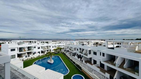 Квартира на продажу на  Barrio Los Balcones - Los Altos del Edén, Торревьеха photo 3