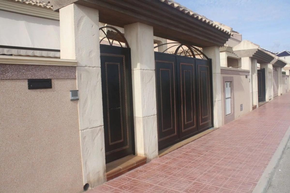 Propiedades en venta y alquiler en España photo 2