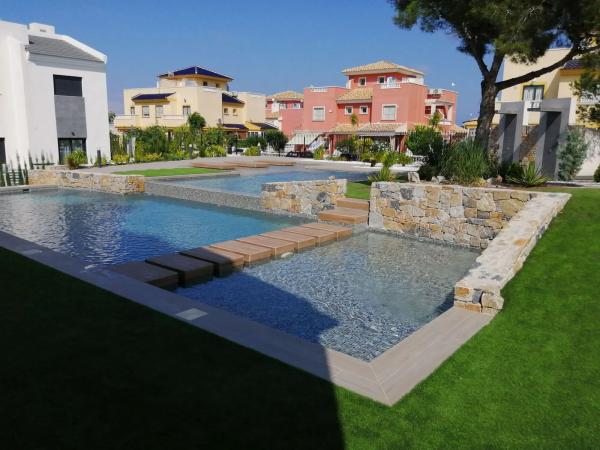 Квартира на продажу на  Barrio Los Balcones - Los Altos del Edén, Торревьеха photo 2