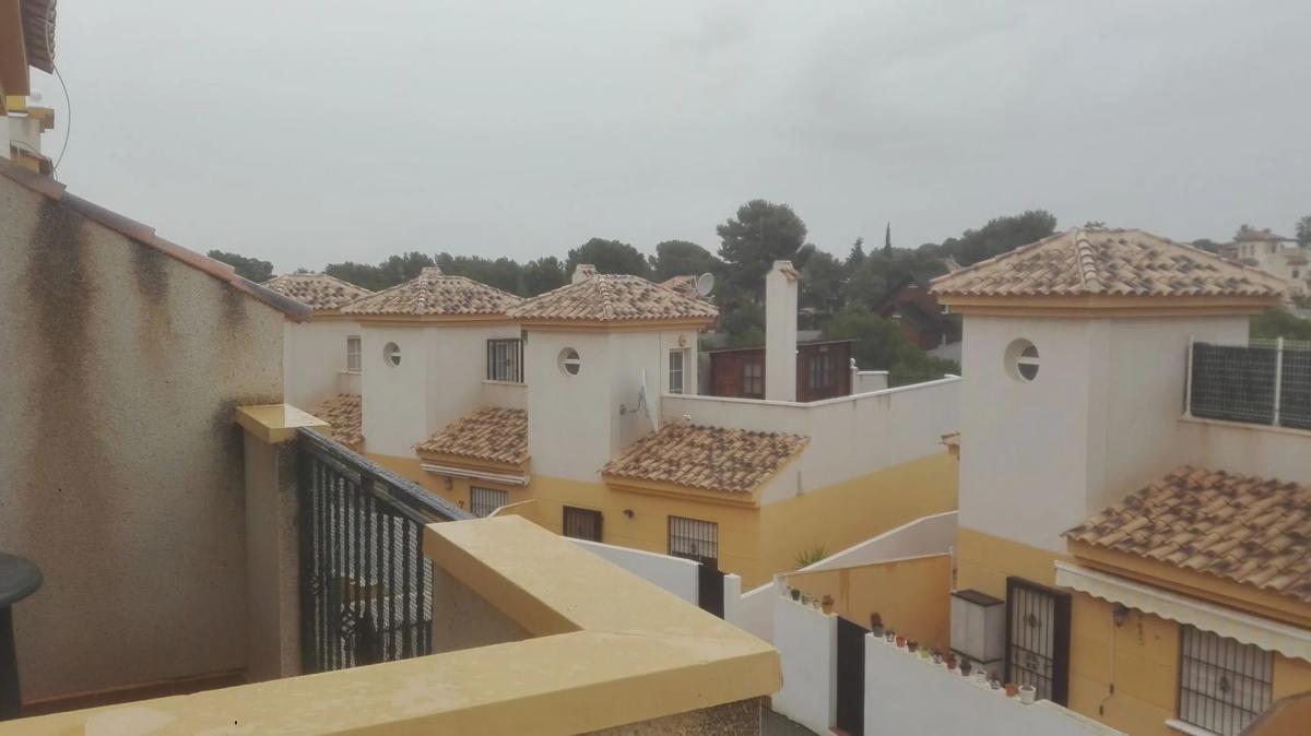Venta de chalet adosado en  Calle Laguna Rosa, 45 , Torrevieja photo 5