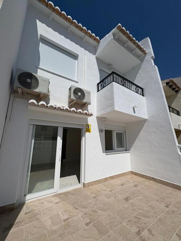 Sprzedaż szeregowego domku w  Barrio Los Balcones - Los Altos del Edén , Torrevieja photo 5