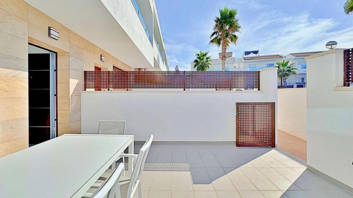 Sprzedaż szeregowego domku w  Barrio Los Balcones - Los Altos del Edén , Torrevieja photo 5