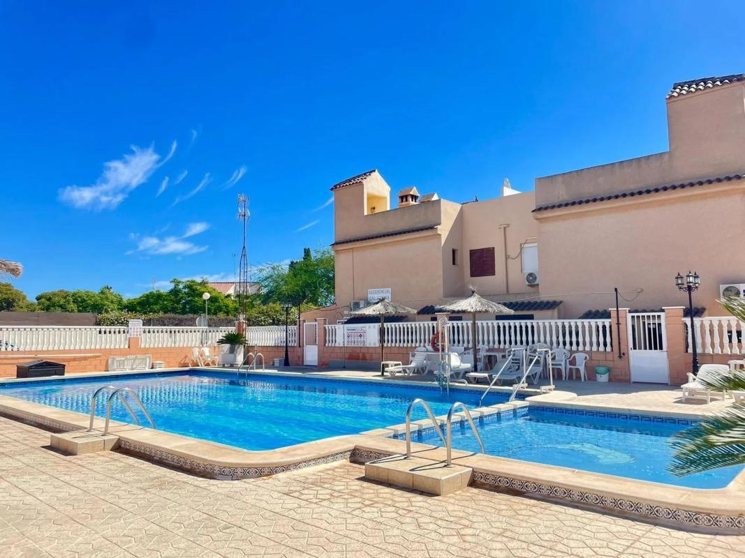 Duplex sale in Calle Monte Pelado, 36, Torrevieja photo 2