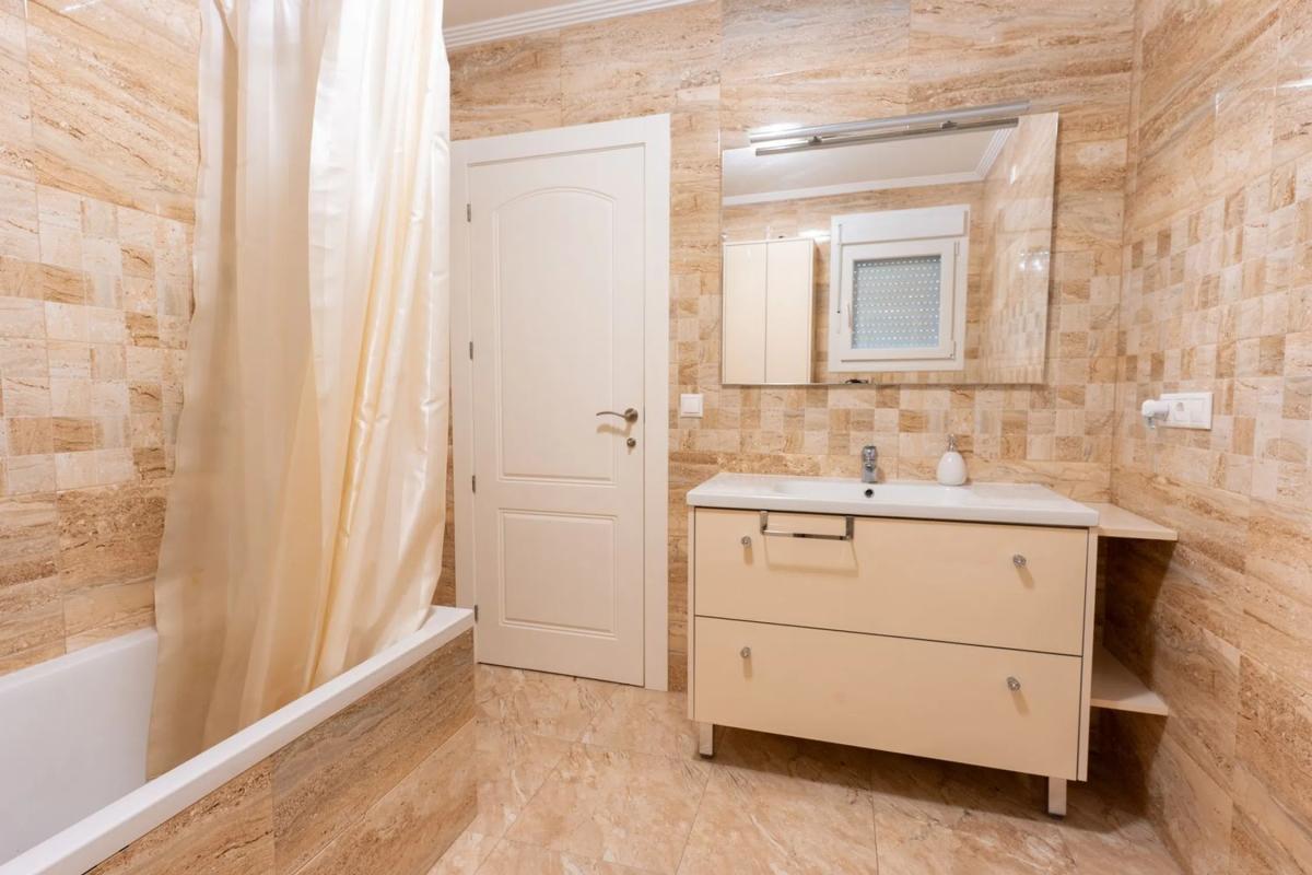 Venta de chalet independiente en Avenida Tomas Martinez Domenech, Torrevieja
photo 5