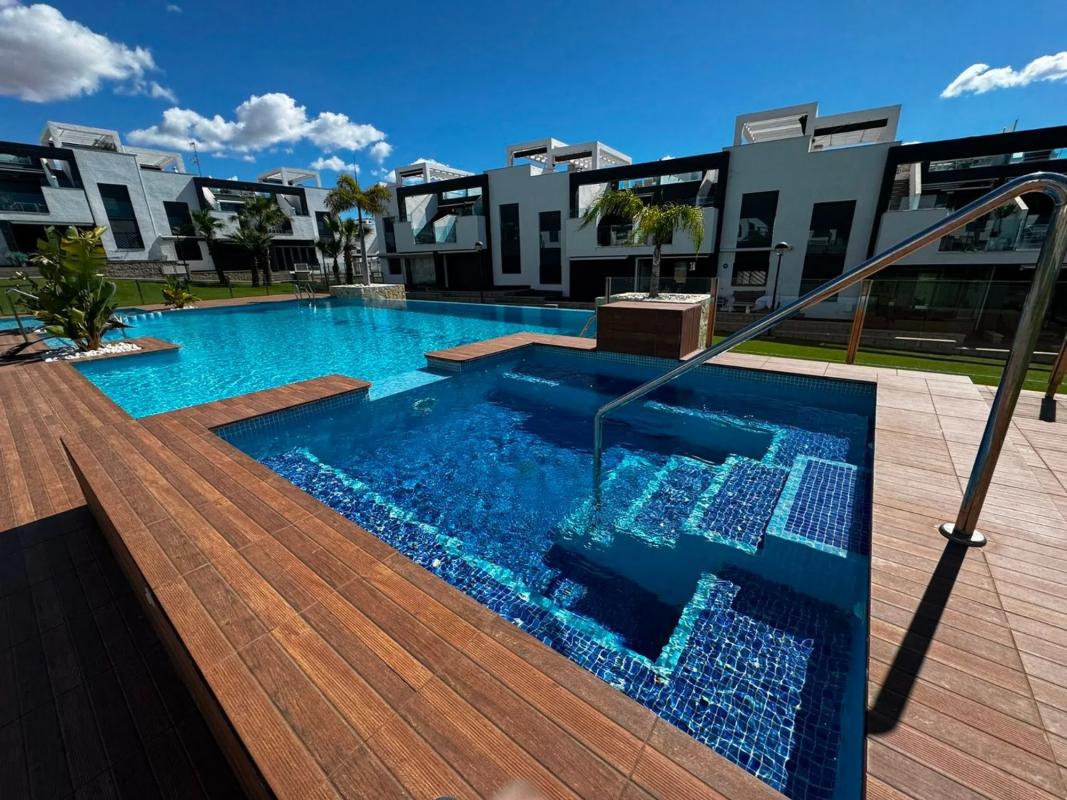 Venta de duplex en Calle Rueda, Torrevieja photo 5