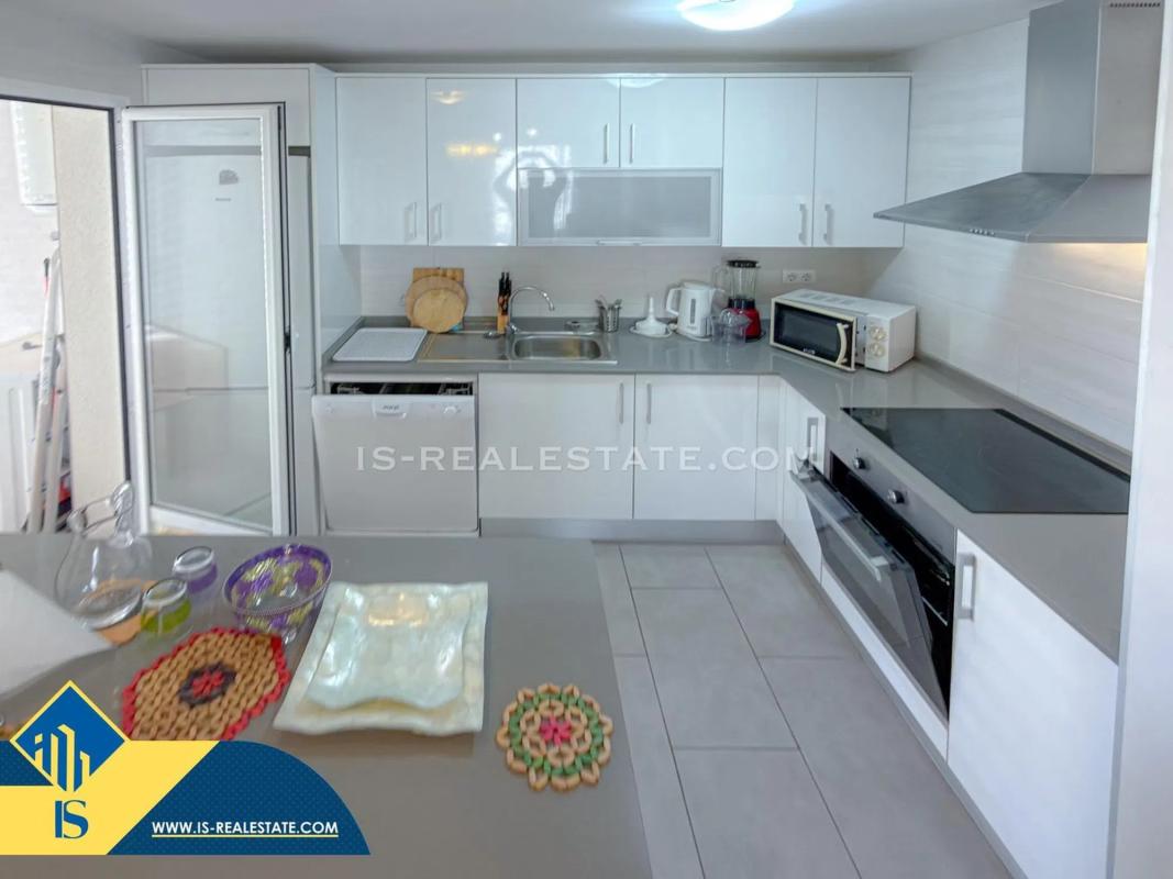 Sale of independent chalet in Barrio Aguas Nuevas, Torrevieja
photo 3