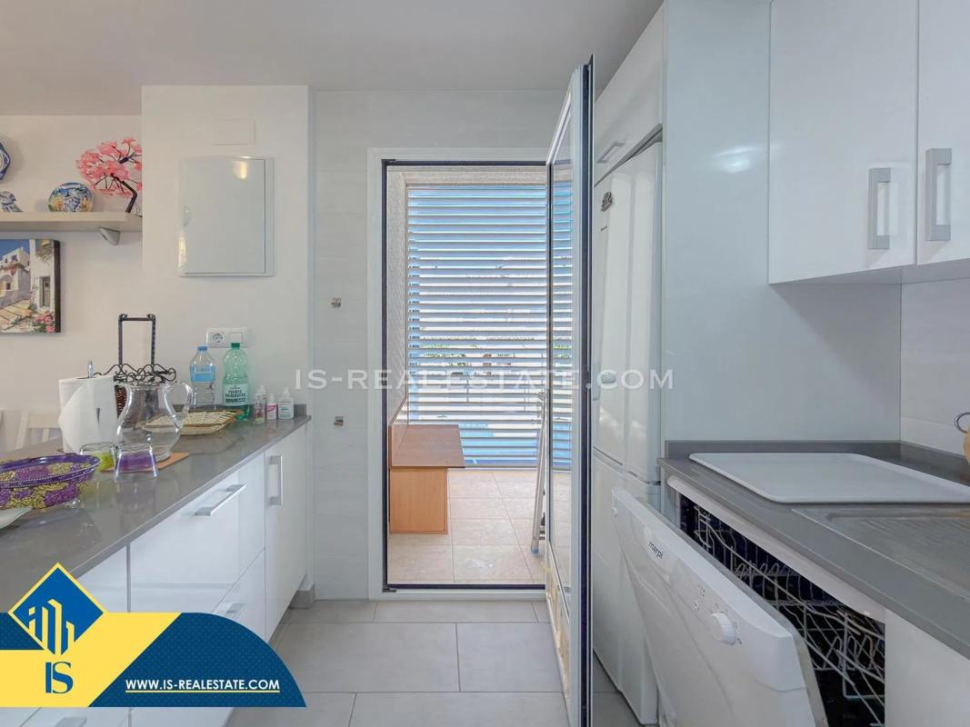 Sale of independent chalet in Barrio Aguas Nuevas, Torrevieja
photo 4