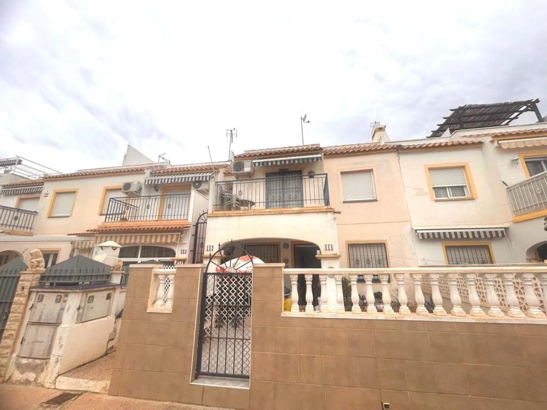 Venta de ático en UR JARDIN DEL MAR V, 2, Torrevieja photo 1