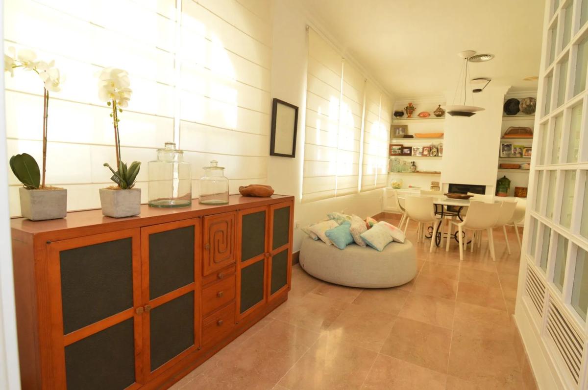 Sale of independent chalet in Calle Jorge Manrique, 5, Torrevieja
photo 4
