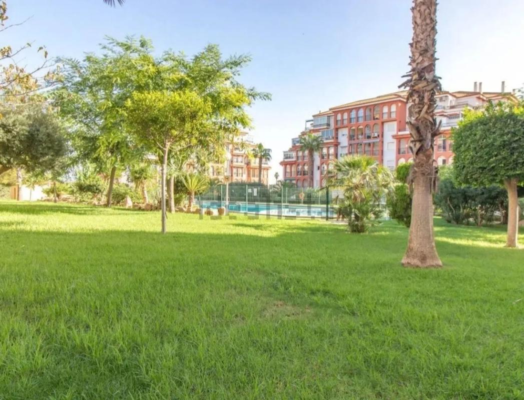 Venta de piso en Calle Helena, 5, Torrevieja
 photo 3