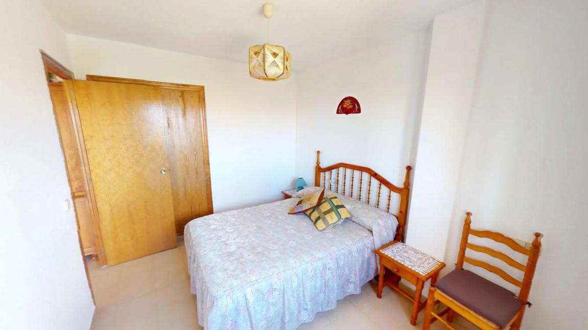 Sale of apartment in Calle Helena, Torrevieja
photo 1