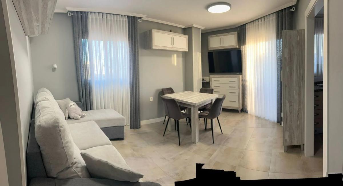 Sale of apartment in Calle Matilde Peñaranda, Torrevieja
 photo 5