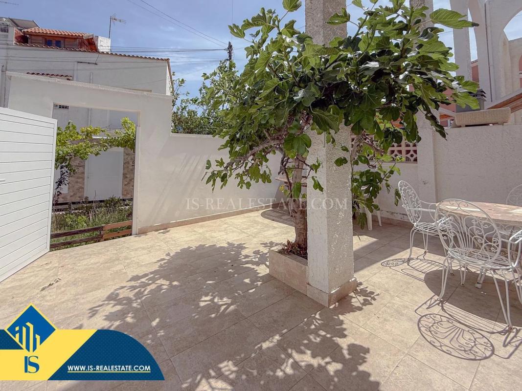 Sale of townhouse in Barrio Nueva Torrevieja , Torrevieja photo 5