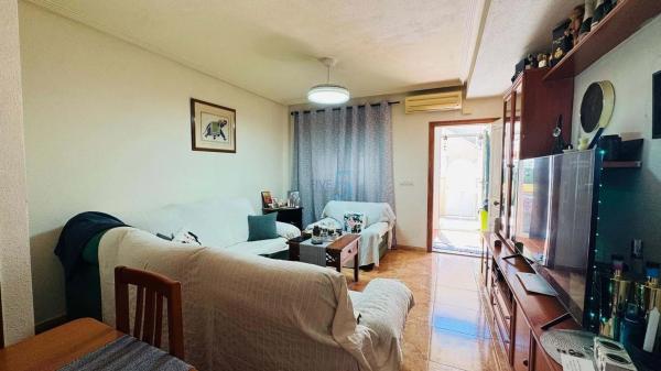 Chalet independiente en venta en Barrio Parque Acuático - Sector 25, Torrevieja
thumbnail 2