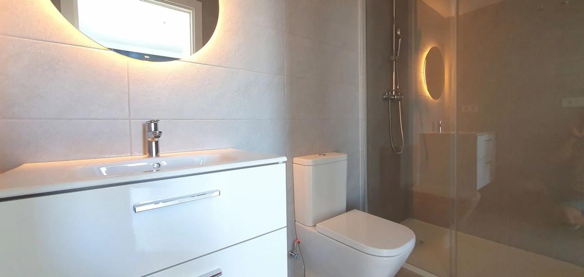 Sale of apartment in Calle Diana, 4, Torrevieja
photo 2