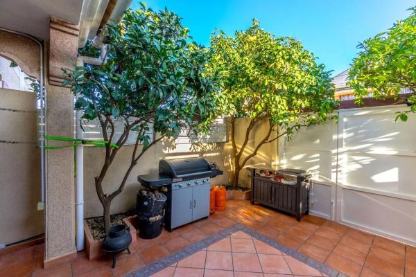 Terraced house for sale at  Barrio Aguas Nuevas , Torrevieja photo 3