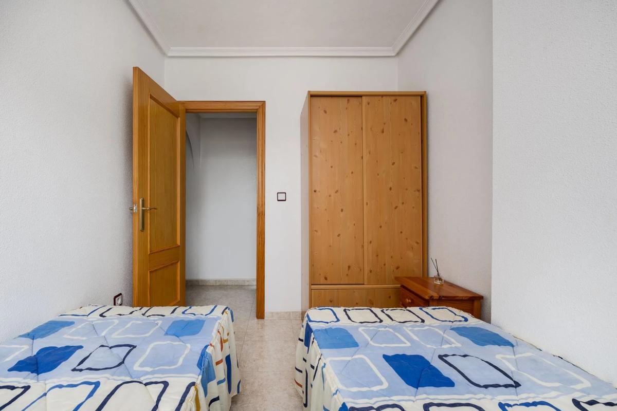 Sprzedaż mieszkania w Calle Ramon Freixa, 3, Torrevieja
photo 3