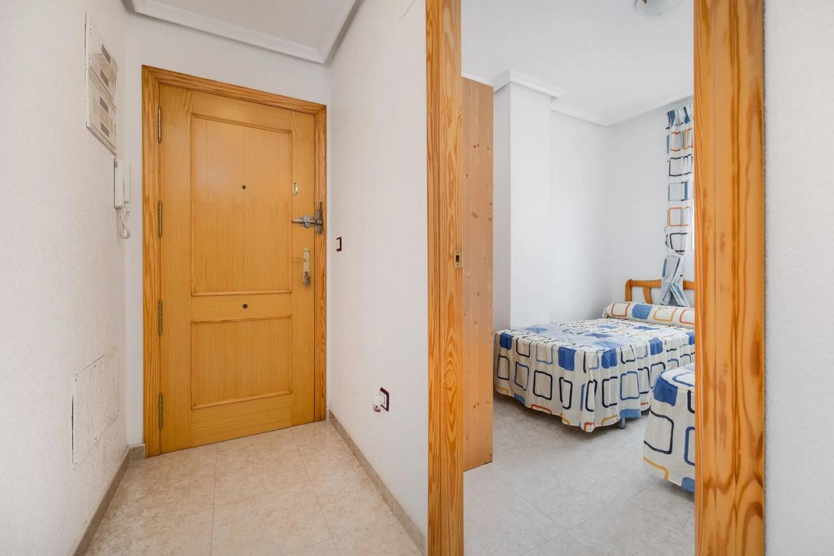 Sprzedaż mieszkania w Calle Ramon Freixa, 3, Torrevieja
photo 4