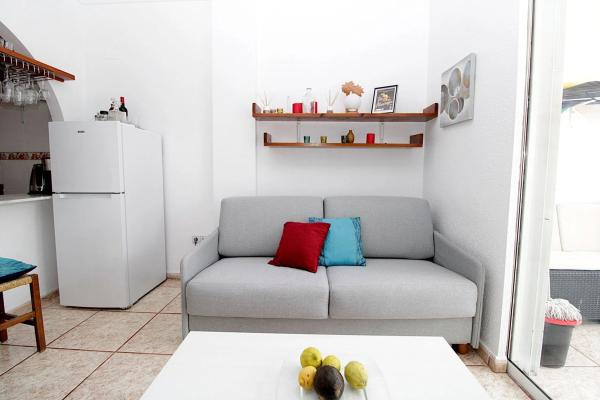 Piso en venta en Calle Perseo, Torrevieja
thumbnail 1